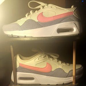 NIKE WOMENS AIR MAX SC SNEAKER